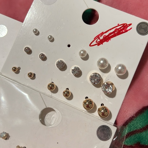 Forever21 earring sets! - Picture 2 of 5